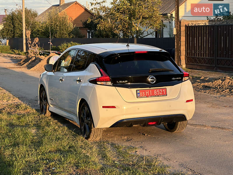 Хэтчбек Nissan Leaf 2020 в Ровно