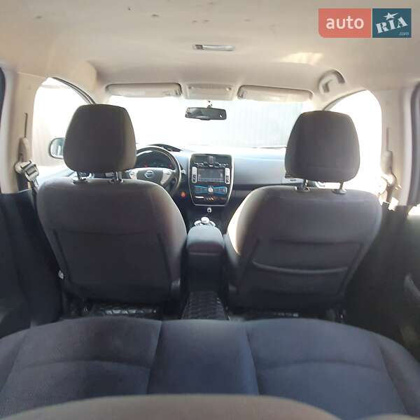 Хетчбек Nissan Leaf 2016 в Вінниці фото 6 Хетчбек Nissan Leaf 2016 в Вінниці