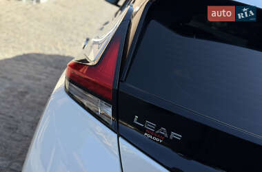 Хэтчбек Nissan Leaf 2021 в 