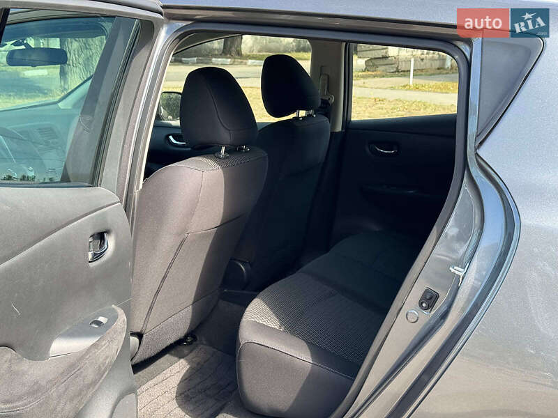 Хетчбек Nissan Leaf 2016 в Запоріжжі фото 13 Хетчбек Nissan Leaf 2016 в Запоріжжі