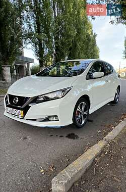 Хэтчбек Nissan Leaf 2019 в Кременчуге