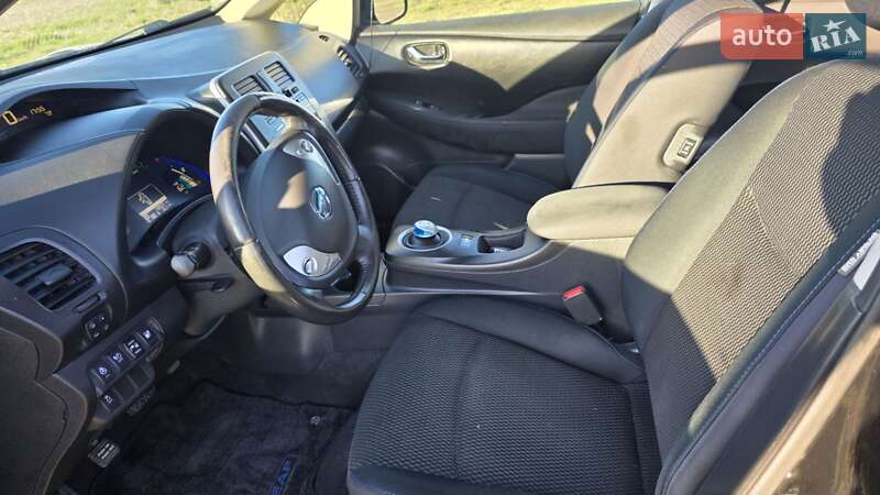 Хетчбек Nissan Leaf 2014 в Калуші