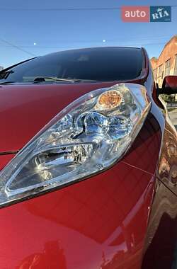 Хэтчбек Nissan Leaf 2013 в Кропивницком
