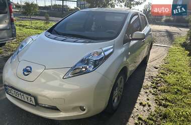 Хэтчбек Nissan Leaf 2012 в Львове