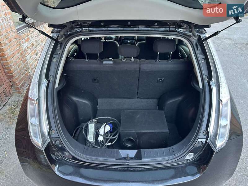 Хэтчбек Nissan Leaf 2016 в Житомире фото 20 Хэтчбек Nissan Leaf 2016 в Житомире