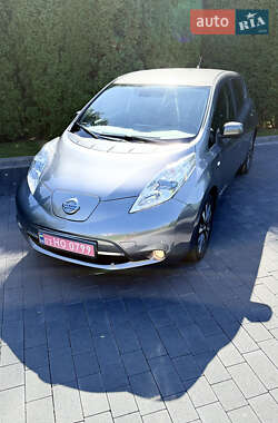 Хэтчбек Nissan Leaf 2015 в Луцке