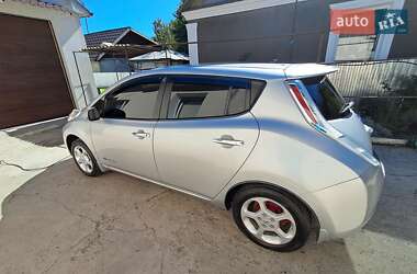 Хэтчбек Nissan Leaf 2013 в Каменец-Подольском