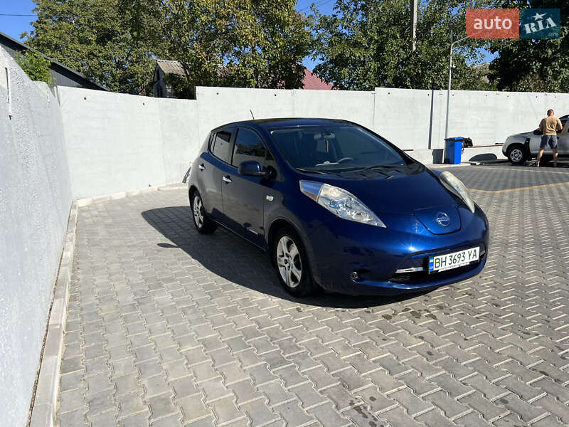 Хэтчбек Nissan Leaf 2016 в Херсоне фото 2 Хэтчбек Nissan Leaf 2016 в Херсоне