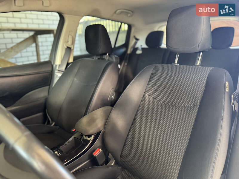 Хэтчбек Nissan Leaf 2015 в Днепре фото 8 Хэтчбек Nissan Leaf 2015 в Днепре