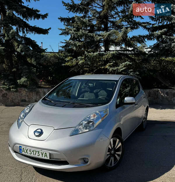 Nissan Leaf 2014