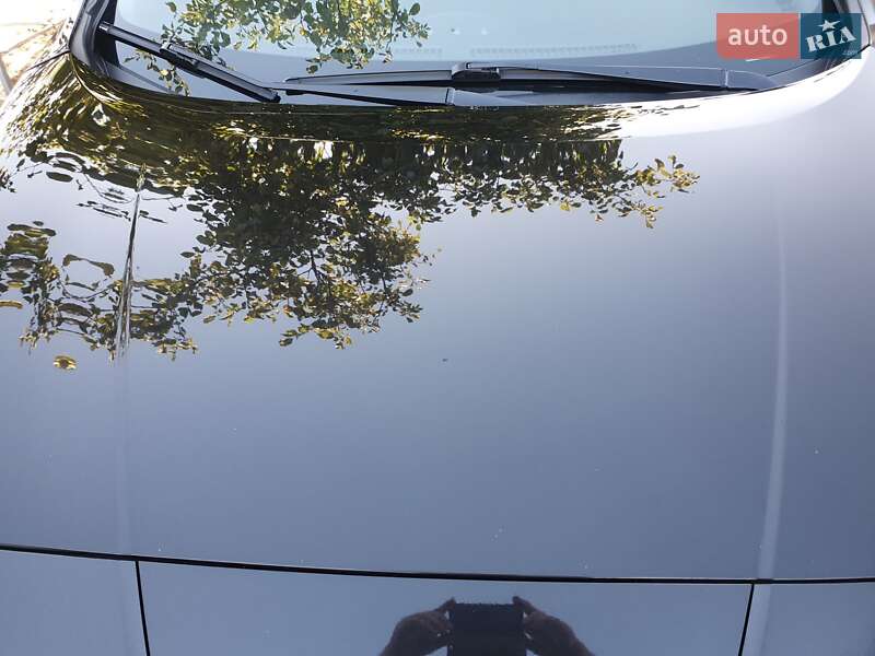 Хетчбек Nissan Leaf 2019 в Дніпрі