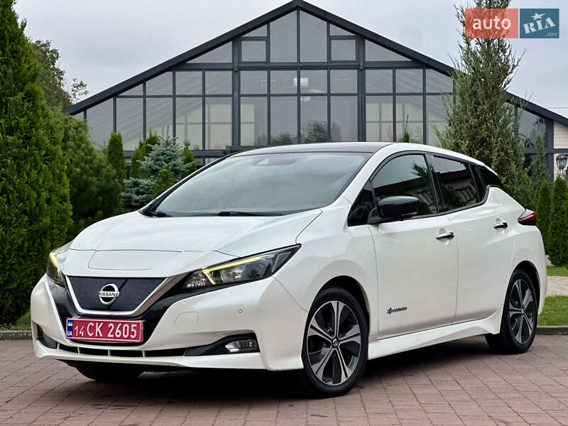 Хэтчбек Nissan Leaf 2018 в Стрые