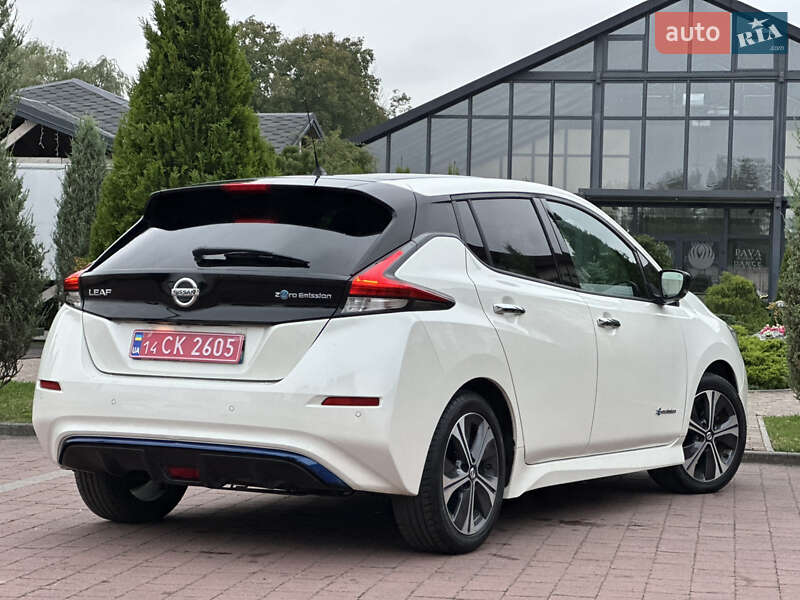 Хэтчбек Nissan Leaf 2018 в Стрые