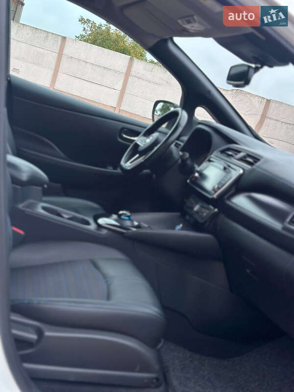 Хэтчбек Nissan Leaf 2018 в Стрые