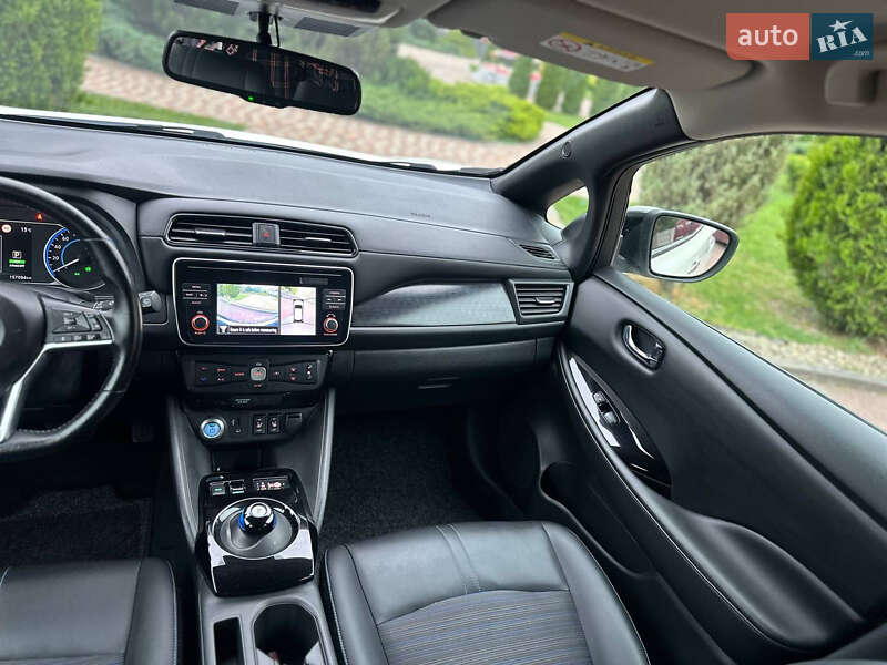 Хэтчбек Nissan Leaf 2018 в Стрые