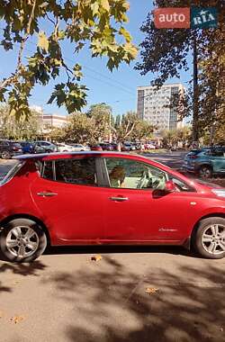 Хетчбек Nissan Leaf 2011 в Одесі