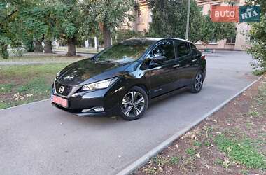 Хэтчбек Nissan Leaf 2018 в Днепре