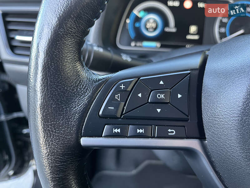 Хэтчбек Nissan Leaf 2019 в Владимире фото 25 Хэтчбек Nissan Leaf 2019 в Владимире