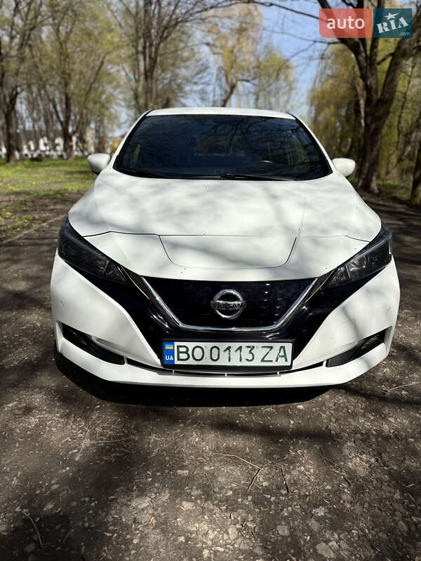 Хэтчбек Nissan Leaf 2018 в Теребовле фото 17 Хэтчбек Nissan Leaf 2018 в Теребовле