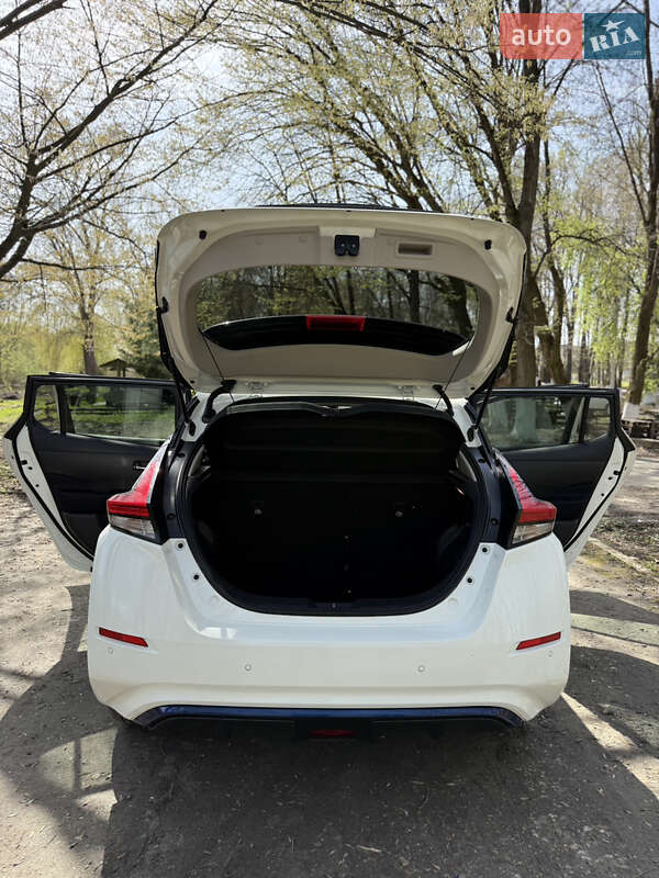 Хэтчбек Nissan Leaf 2018 в Теребовле фото 33 Хэтчбек Nissan Leaf 2018 в Теребовле