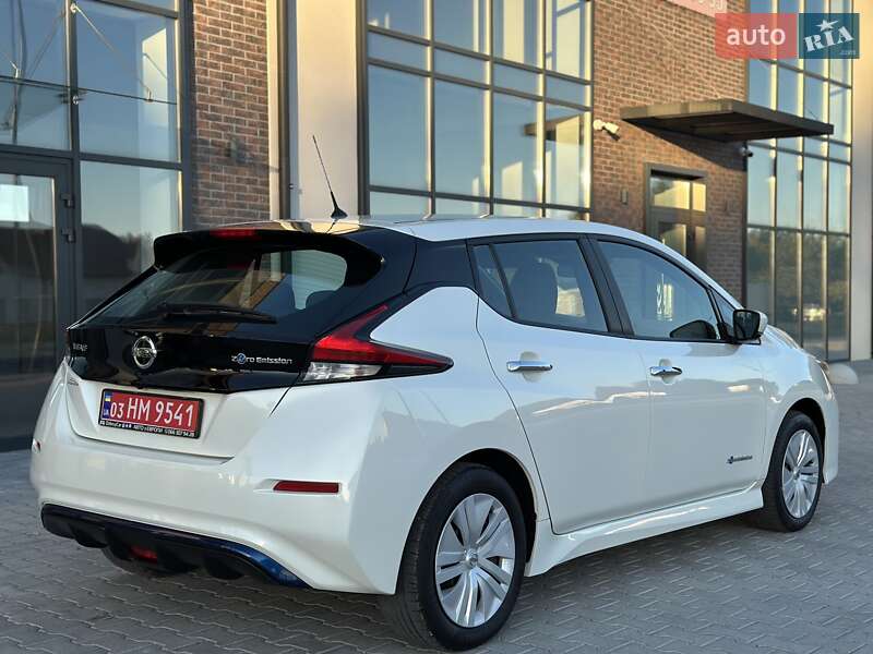 Хэтчбек Nissan Leaf 2019 в Тернополе