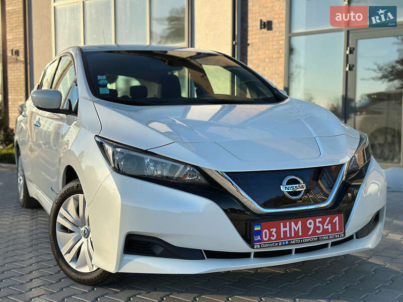 Хэтчбек Nissan Leaf 2019 в Тернополе