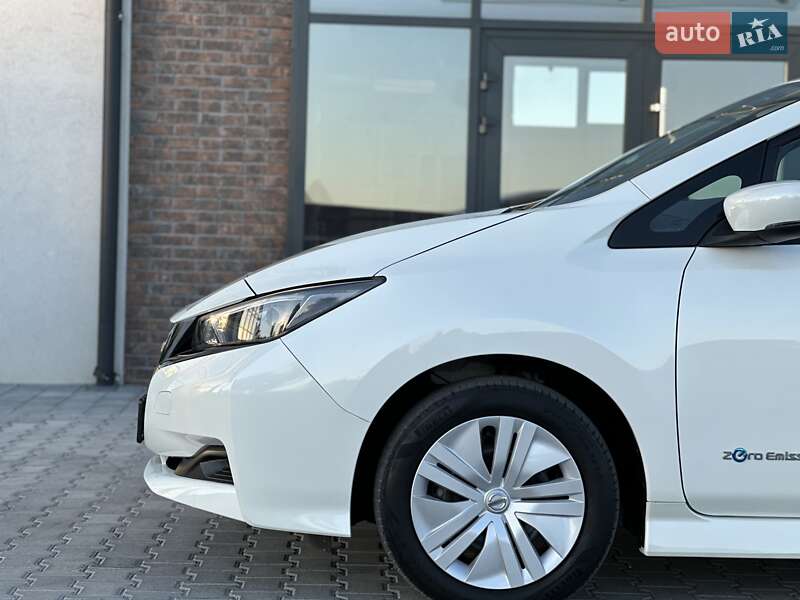 Хэтчбек Nissan Leaf 2019 в Тернополе
