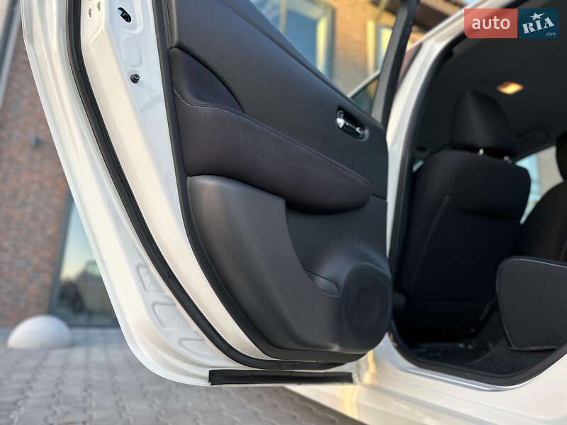 Хэтчбек Nissan Leaf 2019 в Тернополе