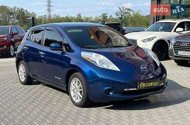 Хэтчбек Nissan Leaf 2016 в Черновцах