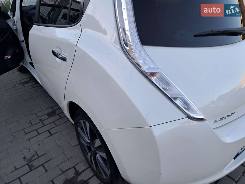 Хэтчбек Nissan Leaf 2017 в Черновцах фото 5 Хэтчбек Nissan Leaf 2017 в Черновцах