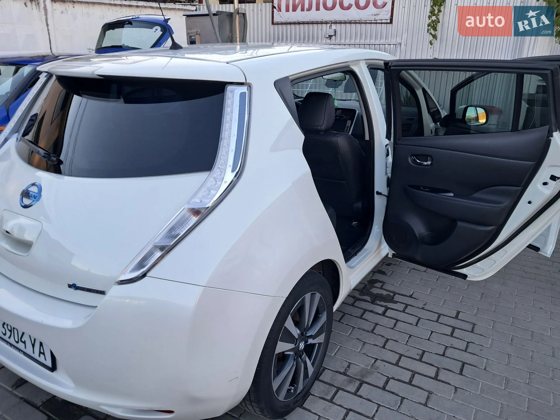 2017 Nissan Leaf - мініатюра 13