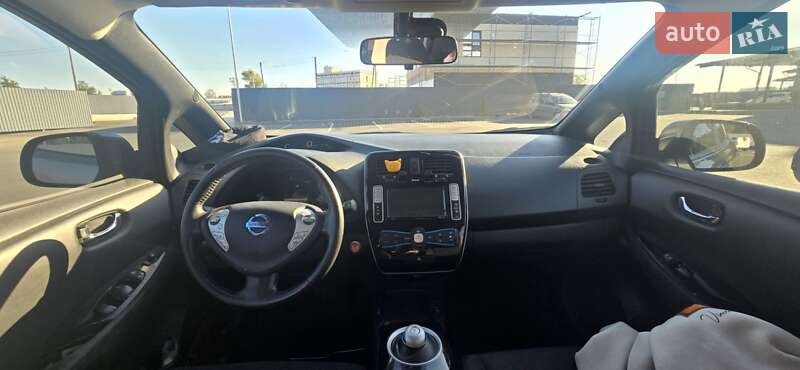 Хэтчбек Nissan Leaf 2017 в Житомире