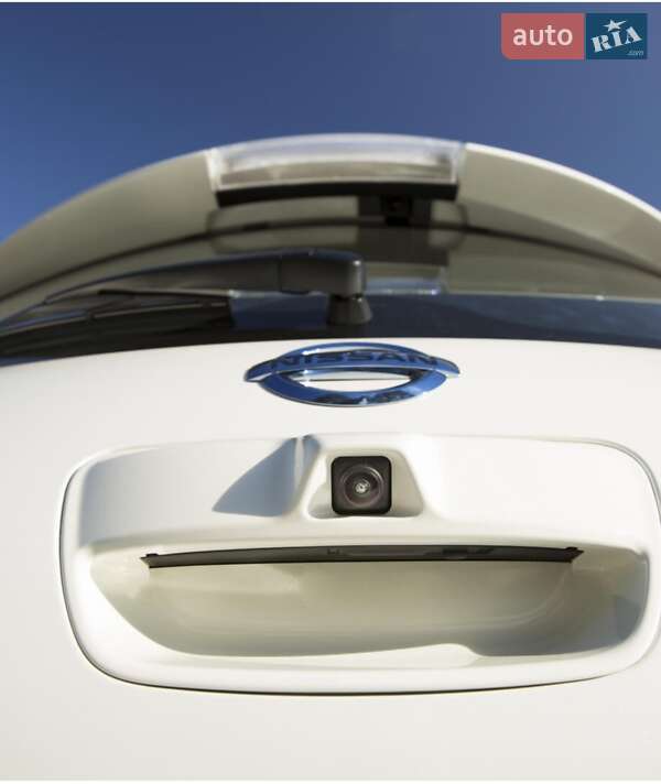 Хетчбек Nissan Leaf 2013 в Києві