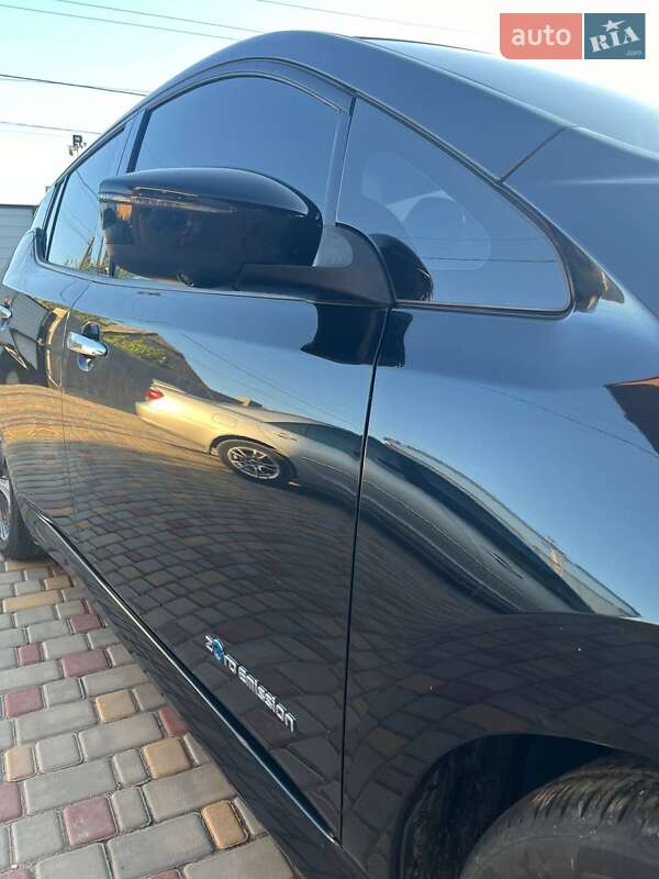 Хэтчбек Nissan Leaf 2018 в Белгороде-Днестровском фото 3 Хэтчбек Nissan Leaf 2018 в Белгороде-Днестровском