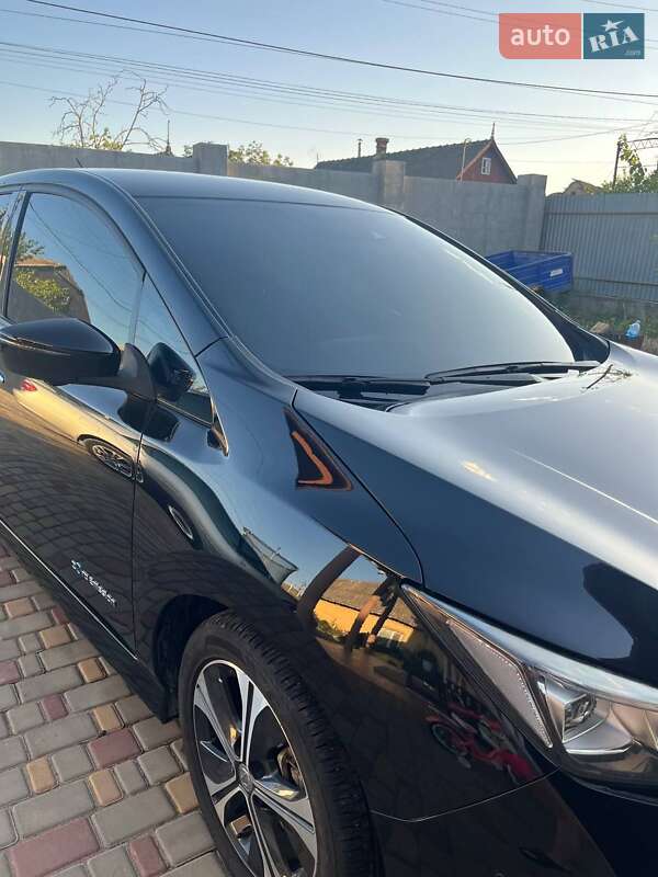 Хэтчбек Nissan Leaf 2018 в Белгороде-Днестровском фото 13 Хэтчбек Nissan Leaf 2018 в Белгороде-Днестровском