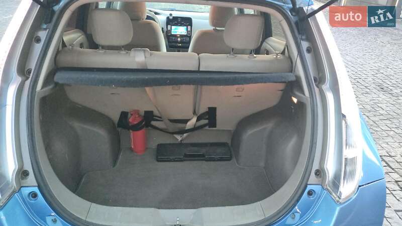 Хэтчбек Nissan Leaf 2013 в Киеве фото 12 Хэтчбек Nissan Leaf 2013 в Киеве