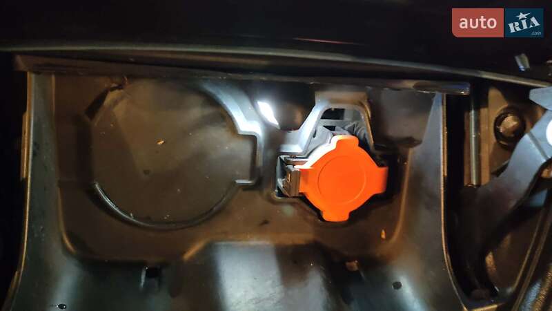 Хэтчбек Nissan Leaf 2013 в Киеве фото 19 Хэтчбек Nissan Leaf 2013 в Киеве