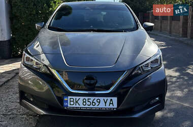 Хэтчбек Nissan Leaf 2020 в Ровно