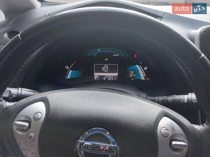 Хэтчбек Nissan Leaf 2014 в Черкассах