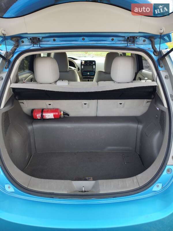 Хэтчбек Nissan Leaf 2011 в Ковеле фото 2 Хэтчбек Nissan Leaf 2011 в Ковеле