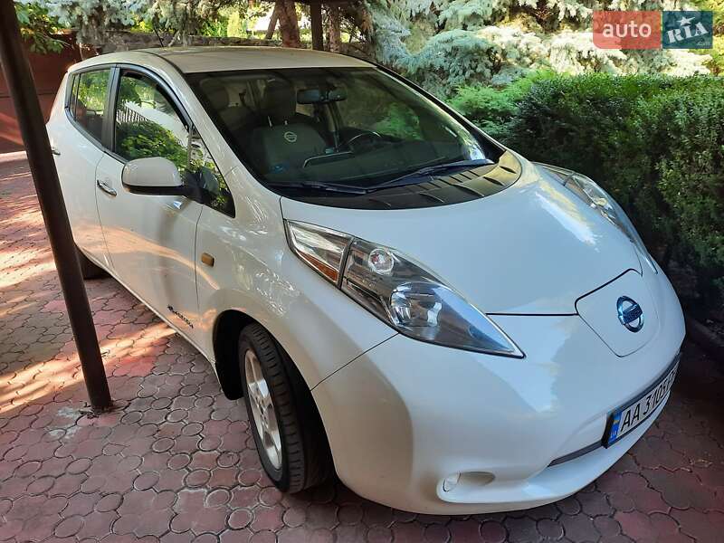 Nissan Leaf 2014