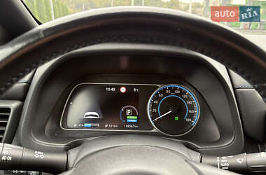 Хэтчбек Nissan Leaf 2019 в 