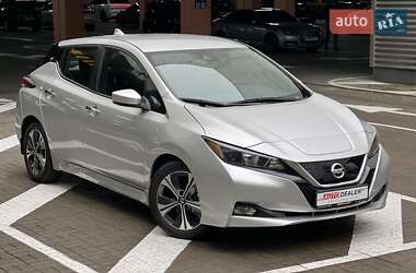 Хетчбек Nissan Leaf 2020 в Києві