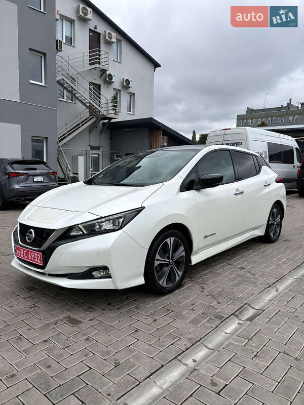 Хетчбек Nissan Leaf 2018 в Рівному