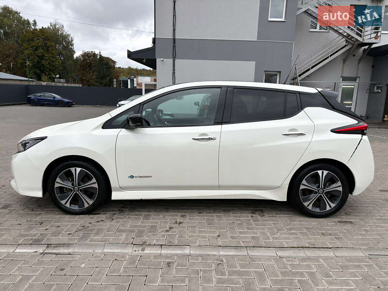 Хетчбек Nissan Leaf 2018 в Рівному