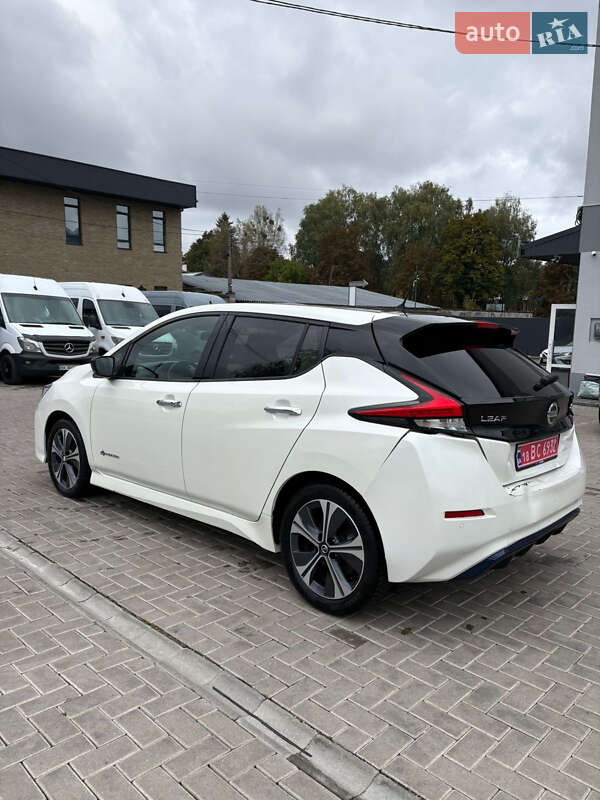 Хетчбек Nissan Leaf 2018 в Рівному