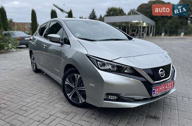 Хетчбек Nissan Leaf 2019 в Дубні