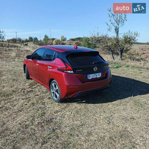 Хетчбек Nissan Leaf 2018 в Зіньківі