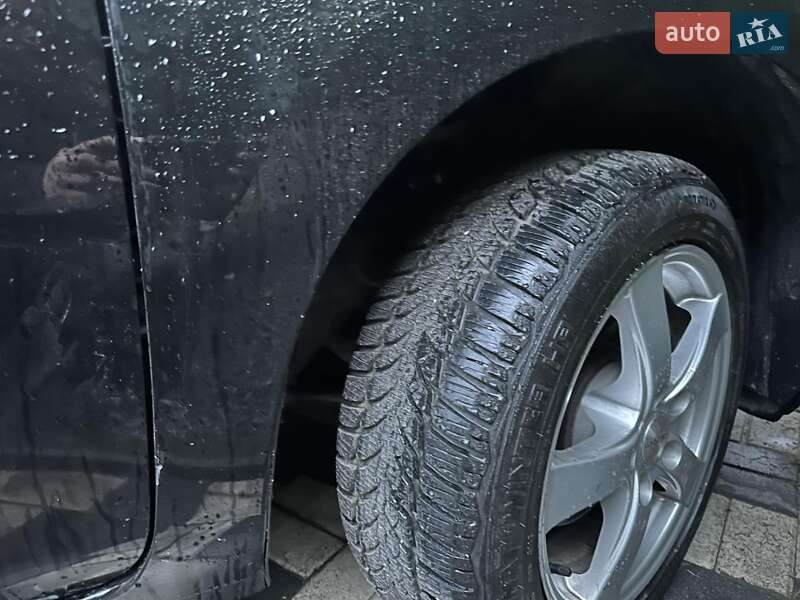 Хетчбек Nissan Leaf 2013 в Тернополі