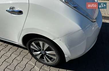 Хэтчбек Nissan Leaf 2013 в Одессе